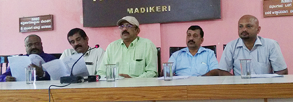 ಮಡಿಕೇರಿ: ಮಧ್ಯಂತರ ಪರಿಹಾರಕ್ಕೆ ಸರಕಾರಿ ನೌಕರರ ಸಂಘ ಆಗ್ರಹ